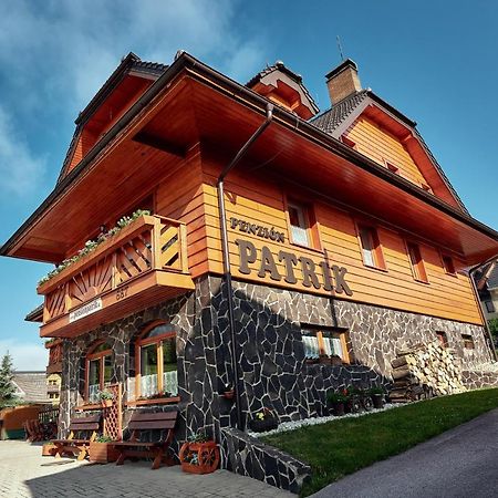 Penzion Patrik Ždiar エクステリア 写真
